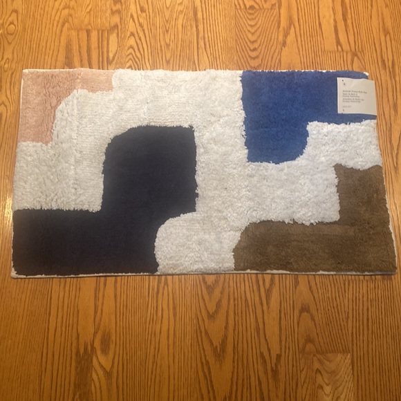 West Elm Abstract Shapes Bathroom Mat - Picture 3 of 6